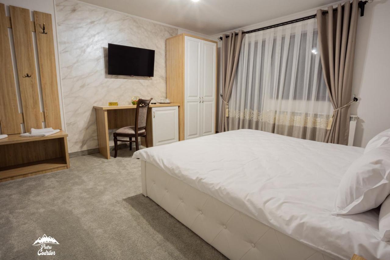 Piatra Codrilor Hotel Dorna Arini Bagian luar foto