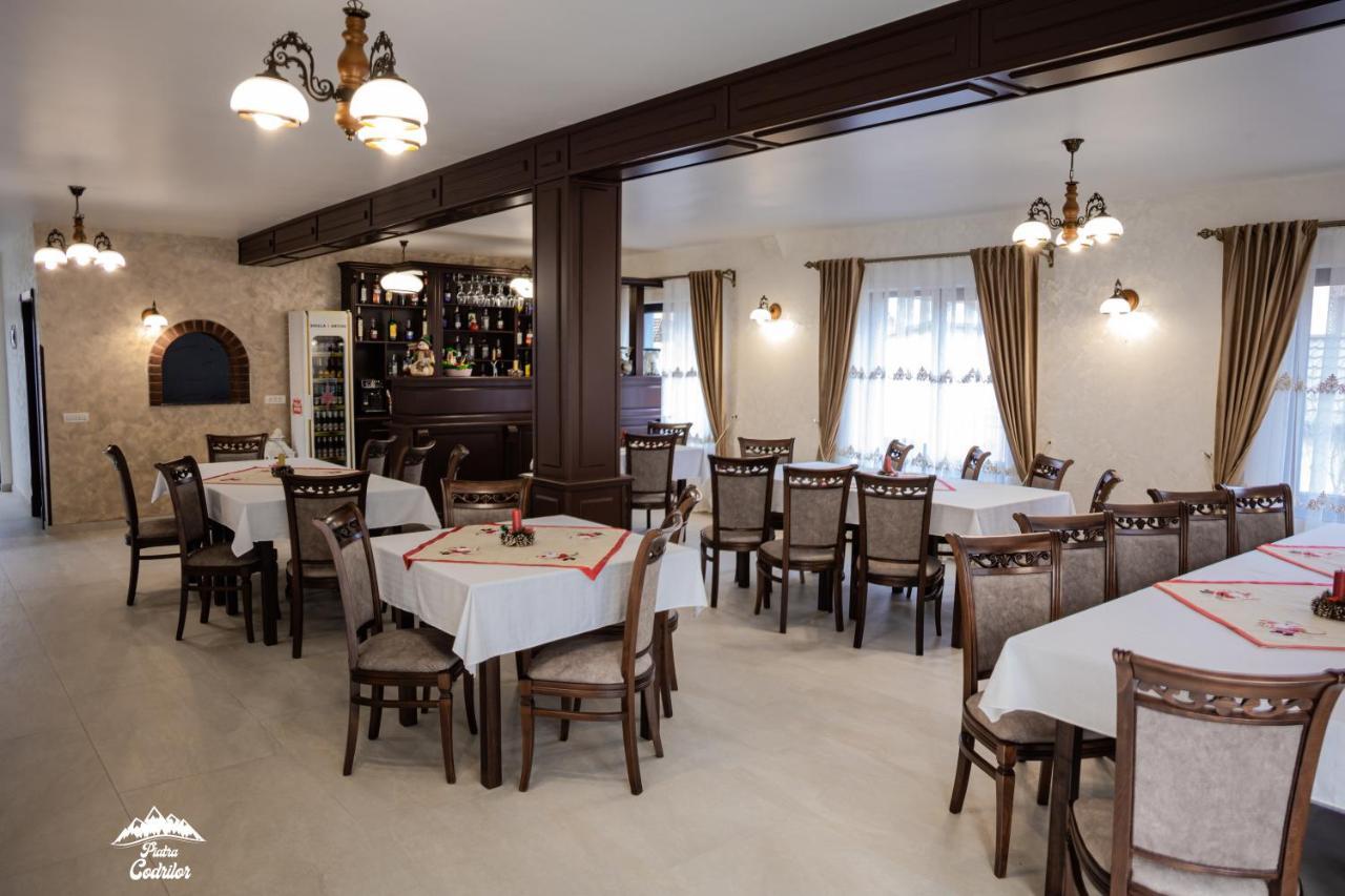 Piatra Codrilor Hotel Dorna Arini Bagian luar foto