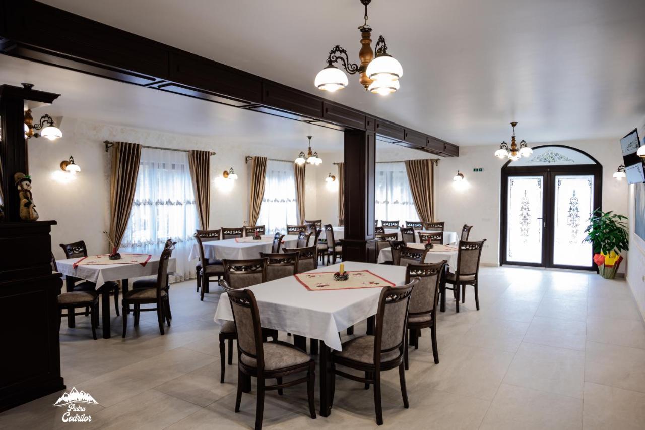 Piatra Codrilor Hotel Dorna Arini Bagian luar foto