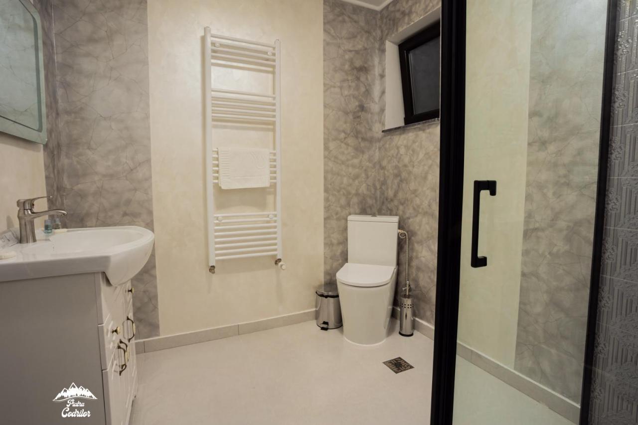 Piatra Codrilor Hotel Dorna Arini Bagian luar foto