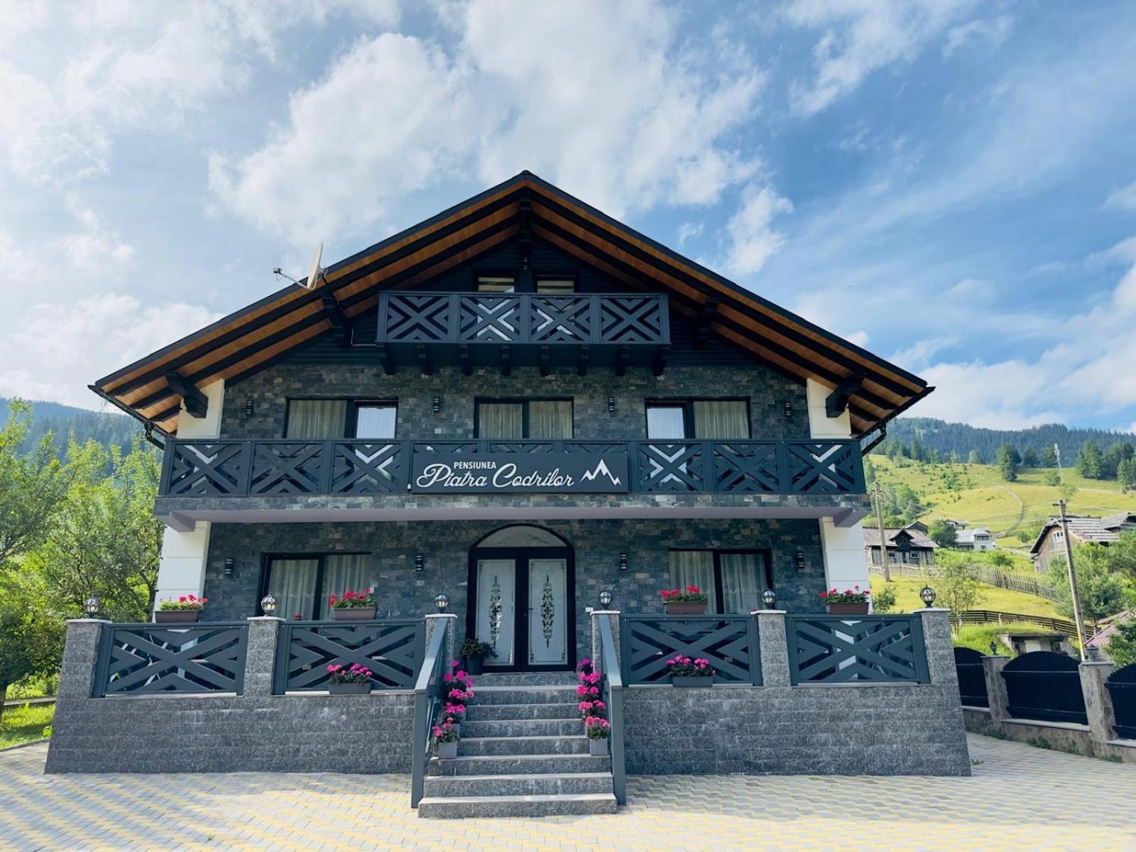 Piatra Codrilor Hotel Dorna Arini Bagian luar foto